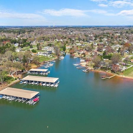Cozy Lake Home - Jacuzzi King Bed Marina Access Mooresville Bagian luar foto