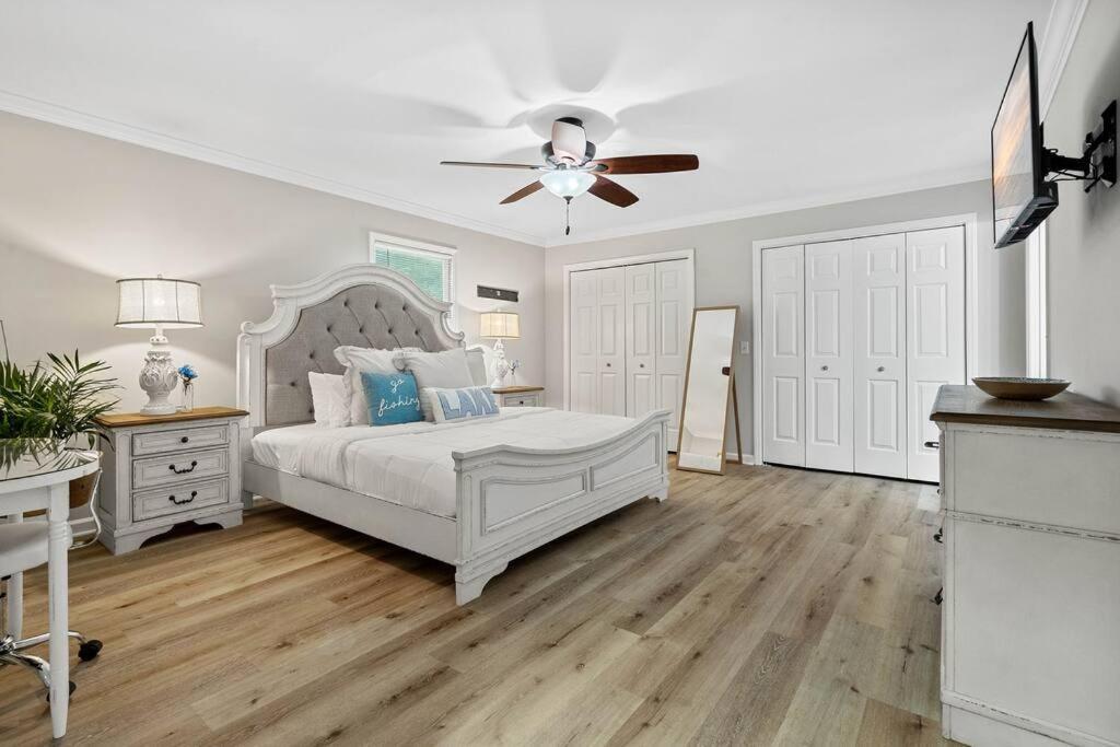 Cozy Lake Home - Jacuzzi King Bed Marina Access Mooresville Bagian luar foto